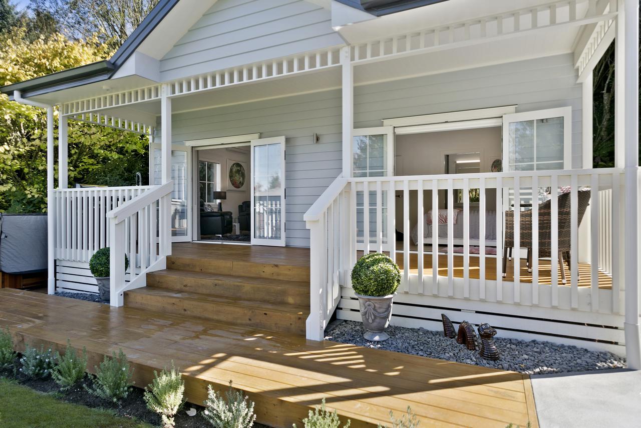 The Retreat Luxury Garden Villa Таупо Екстериор снимка