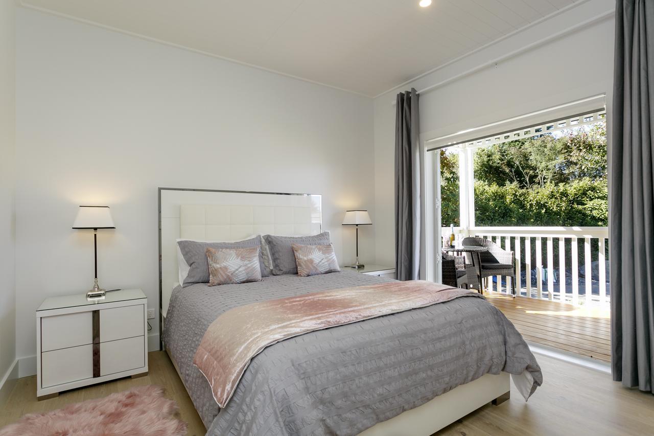 The Retreat Luxury Garden Villa Таупо Екстериор снимка